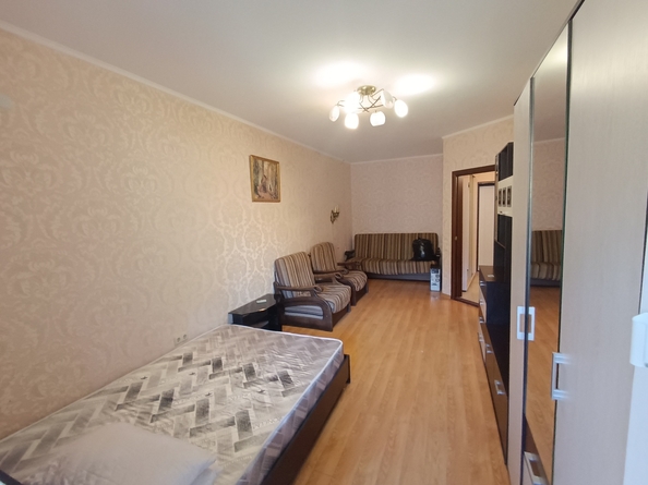 
   Продам 1-комнатную, 40 м², Стахановская ул, 19к2

. Фото 24.