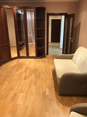 
   Продам 1-комнатную, 52 м², Колхозная ул, д 11

. Фото 6.