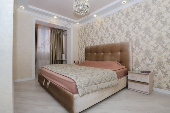 
   Продам 3-комнатную, 77.2 м², Героя Сарабеева В.И. ул, 5к2

. Фото 1.