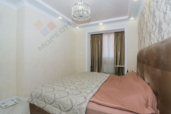 
   Продам 3-комнатную, 77.2 м², Героя Сарабеева В.И. ул, 5к2

. Фото 4.