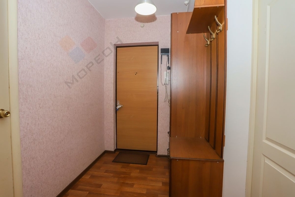 
   Продам 1-комнатную, 37.4 м², Героев-Разведчиков ул, 28

. Фото 16.