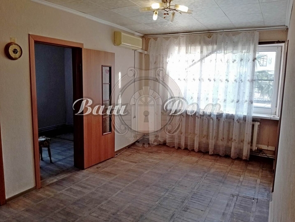 
   Продам 4-комнатную, 66.7 м², Суворова ул, 26

. Фото 18.