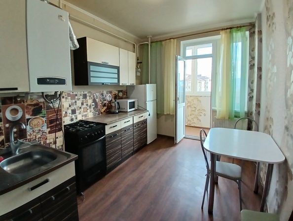 
   Продам 1-комнатную, 32 м², Лазурная ул, 10к2

. Фото 1.