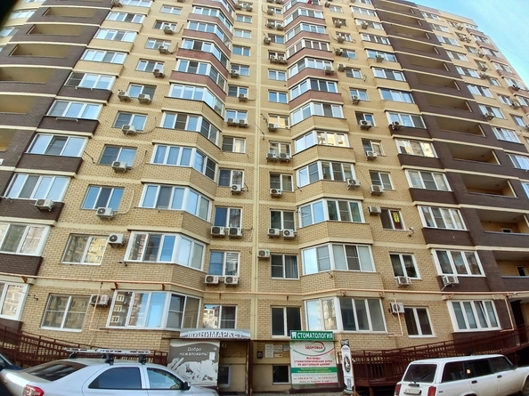 
   Продам 1-комнатную, 32 м², Лазурная ул, 10к2

. Фото 31.