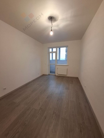 
   Продам 1-комнатную, 40 м², Скандинавская ул, 1к8

. Фото 3.