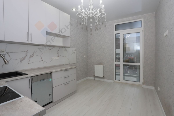 
   Продам 1-комнатную, 38.9 м², Железнодорожная ул, 23/1

. Фото 1.