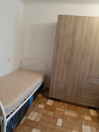 
   Продам 1-комнатную, 30 м², Свердлова ул, д 8

. Фото 3.