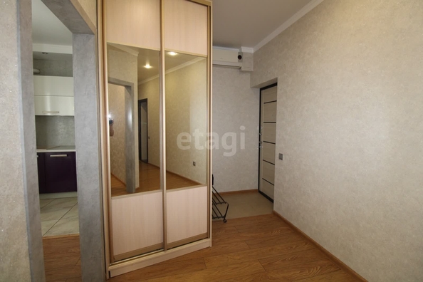 
   Продам 2-комнатную, 50.2 м², Тургенева ул, 3а/23

. Фото 4.