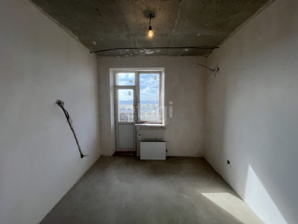 
   Продам 3-комнатную, 63.7 м², Позднякова ул, 2 к15

. Фото 4.