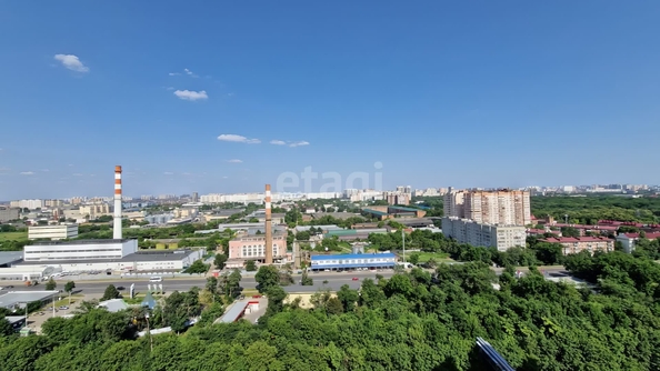 
   Продам 2-комнатную, 63.7 м², Шоссе Нефтяников ул, 22/1

. Фото 14.