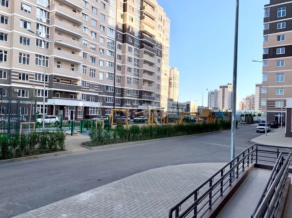 
   Продам 1-комнатную, 49.2 м², Мурата Ахеджака ул, 12 к3

. Фото 17.