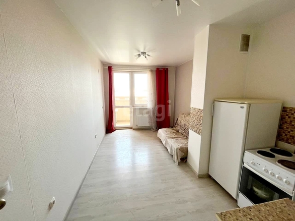 
   Продам студию, 20.6 м², Командорская ул, 6/1

. Фото 2.