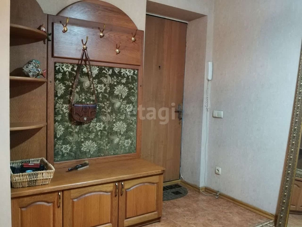 
   Продам 3-комнатную, 102.5 м², 2-я Линия Нефтяников ул, 7/1

. Фото 12.