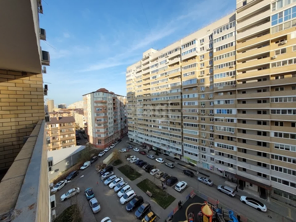 
   Продам 2-комнатную, 49.3 м², Московская ул, 144/1

. Фото 30.