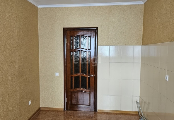 
   Продам 1-комнатную, 40.9 м², Черкасская ул, 35

. Фото 3.