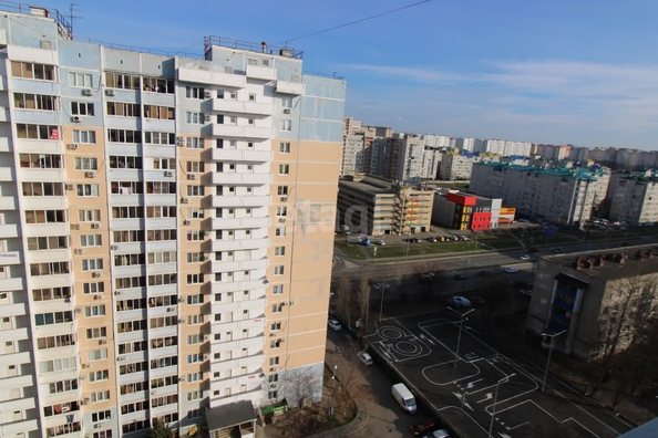 
   Продам 2-комнатную, 56.4 м², Восточно-Кругликовская ул, 67

. Фото 14.