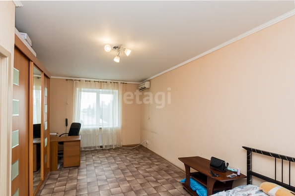 
   Продам 1-комнатную, 40 м², Кирилла Россинского ул, 69

. Фото 5.