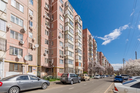 
   Продам 3-комнатную, 73.6 м², Ставропольская ул, 170

. Фото 28.