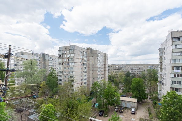 
   Продам 4-комнатную, 78.5 м², Симферопольская ул, 18

. Фото 3.