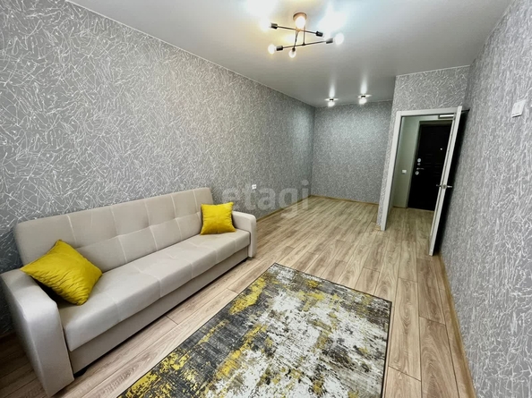 
   Продам 1-комнатную, 33.6 м², Заполярная ул, 39/5

. Фото 1.