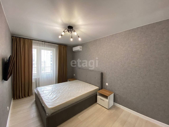 
   Продам 1-комнатную, 39 м², Питерская ул, 40/1

. Фото 3.