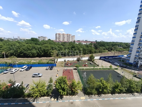 
   Продам 2-комнатную, 85 м², Шоссе Нефтяников ул, 18/2

. Фото 24.