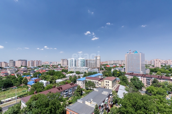 
   Продам 2-комнатную, 66 м², Клубная ул, 11

. Фото 30.