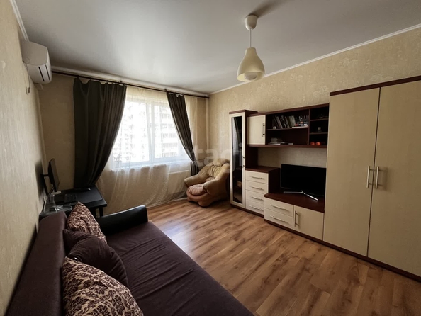 
   Продам 1-комнатную, 46.85 м², Репина пр-д, 1

. Фото 1.