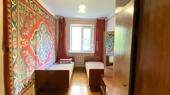 
   Продам 3-комнатную, 55.6 м², Ставропольская ул, 107/6

. Фото 2.