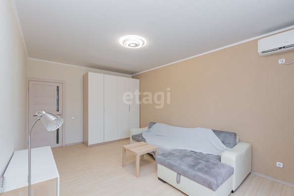 
   Продам 2-комнатную, 61.1 м², Репина пр-д, 3

. Фото 11.