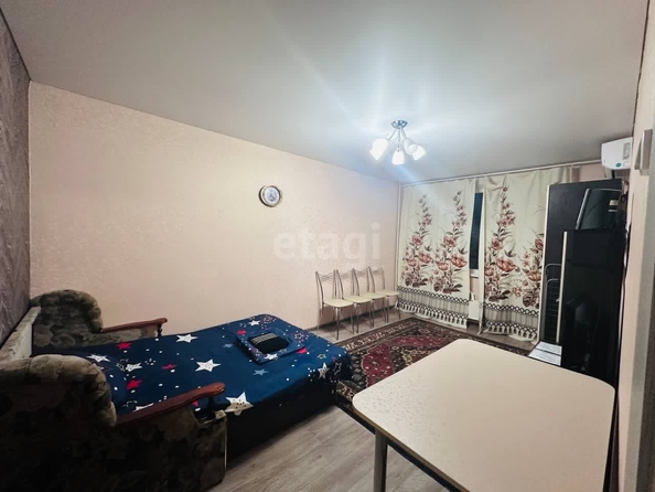 
   Продам 2-комнатную, 48 м², Уральская ул, 200

. Фото 4.