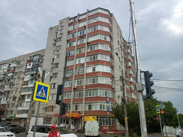 
   Продам 3-комнатную, 92.7 м², Бургасская ул, 56/1

. Фото 17.