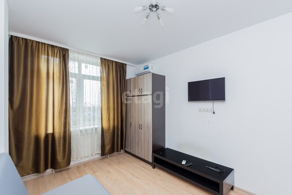 
   Продам 1-комнатную, 35.4 м², Селезнева ул, 4/4

. Фото 9.