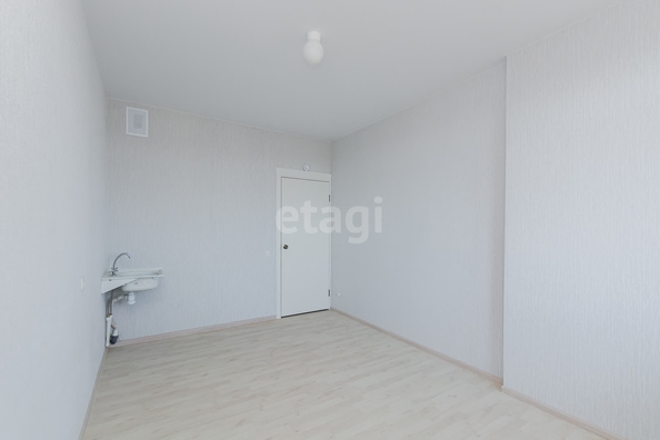 
   Продам 1-комнатную, 35.4 м², Дубравная ул, 1

. Фото 2.