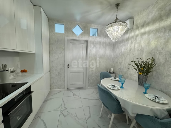 
   Продам 2-комнатную, 54 м², Минская ул, 118/2

. Фото 3.