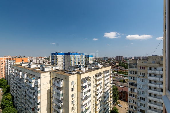 
   Продам 2-комнатную, 66 м², Рождественская Набережная ул, 37

. Фото 24.