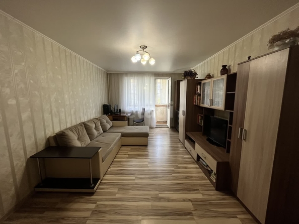 
   Продам 2-комнатную, 48.6 м², Уральская ул, 198

. Фото 4.