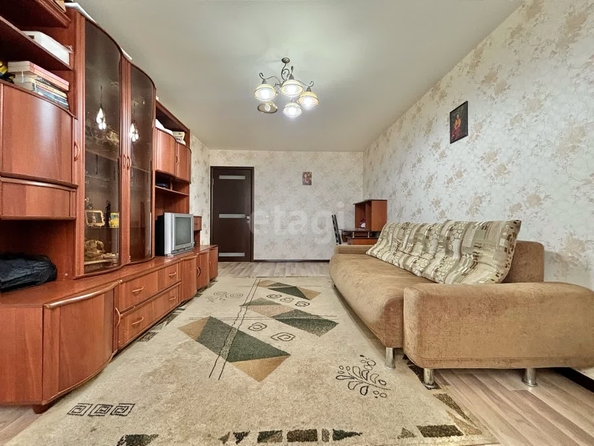 
   Продам 2-комнатную, 67.4 м², Рождественская Набережная ул, 51

. Фото 2.