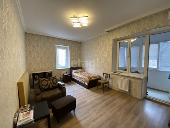 
   Продам 2-комнатную, 70.4 м², Черкасская ул, 83

. Фото 3.