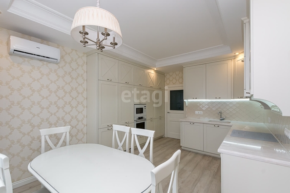 
   Продам 3-комнатную, 108.8 м², Березанская ул, 41

. Фото 3.