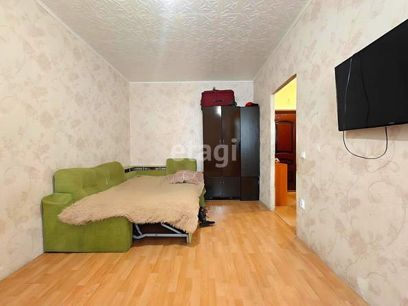 
   Продам 2-комнатную, 44 м², Заполярная ул, 35/12

. Фото 1.