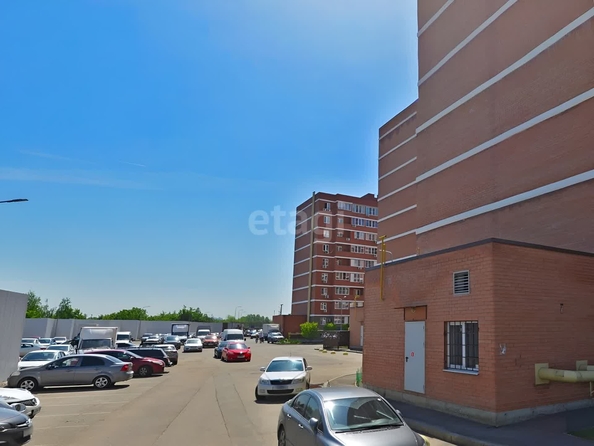 
   Продам 2-комнатную, 44 м², Заполярная ул, 35/12

. Фото 9.