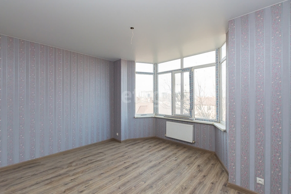 
   Продам 3-комнатную, 159.1 м², Кирпильская ул, 15

. Фото 1.