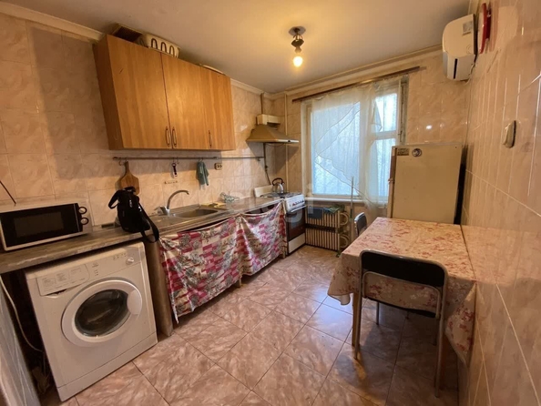 
   Продам 1-комнатную, 33.4 м², Енисейская ул, 54

. Фото 4.