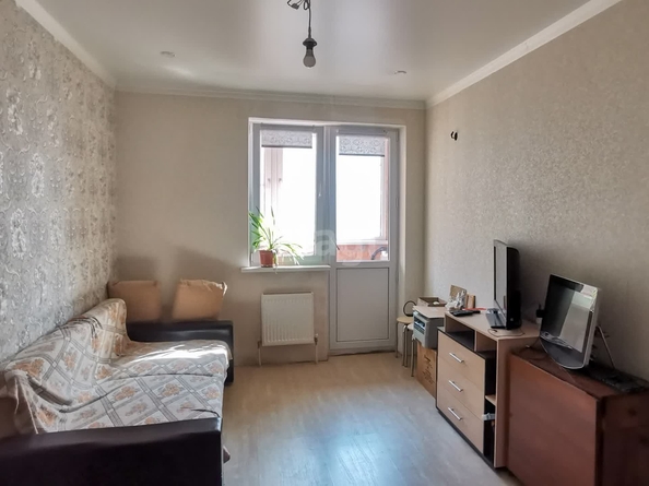 
   Продам 1-комнатную, 36.4 м², Заполярная ул, 35/11

. Фото 2.