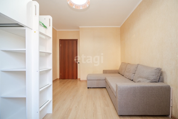 
   Продам 2-комнатную, 59 м², Венецианская ул, 14

. Фото 19.