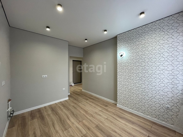 
   Продам 2-комнатную, 50.7 м², Заполярная ул, 37/3

. Фото 1.