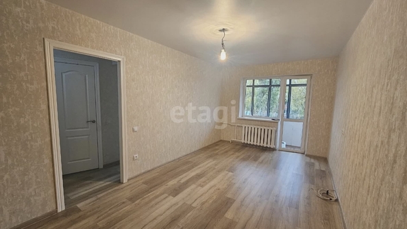 
   Продам 2-комнатную, 43 м², Славянская ул, 65

. Фото 3.