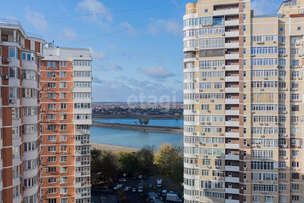 
   Продам 4-комнатную, 153 м², Клары Лучко б-р, 10

. Фото 39.