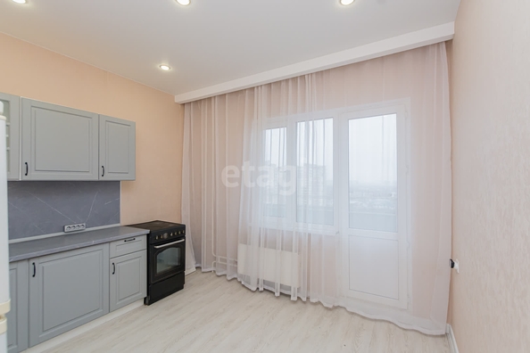 
   Продам 2-комнатную, 55.9 м², Харьковская ул, 83/6

. Фото 16.